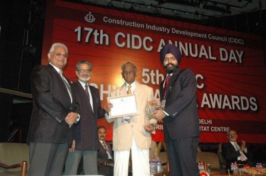 EngineeringCivil.com Awarded Best Online Publication Award by CIDC