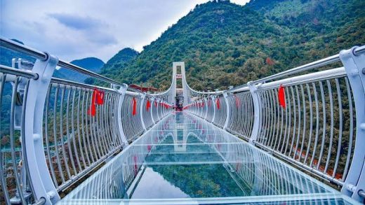  Glass Bridge in China’s Guangdong