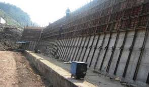Fig 2 Reinforced Retaining Wall