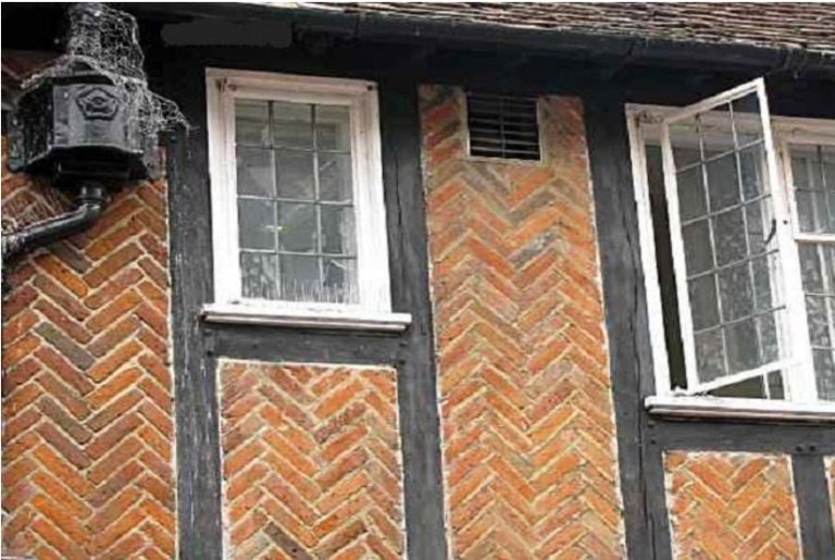 What is Bond? What are the different types bonds used in brick masonry